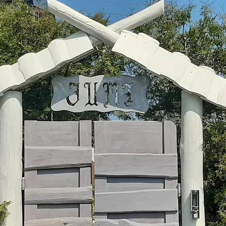 Jumi Lodge